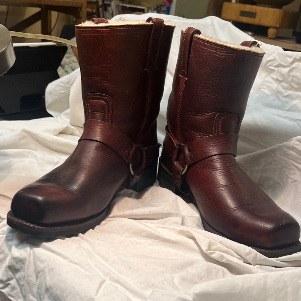 Frye Men's Brown Leather Boots - Picture 15 of 15